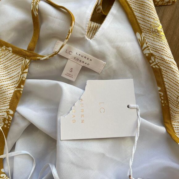 NWT LC Lauren Conrad Boho Ruffle Halter Top Cream Yellow Gold Floral Size S - Picture 6 of 6